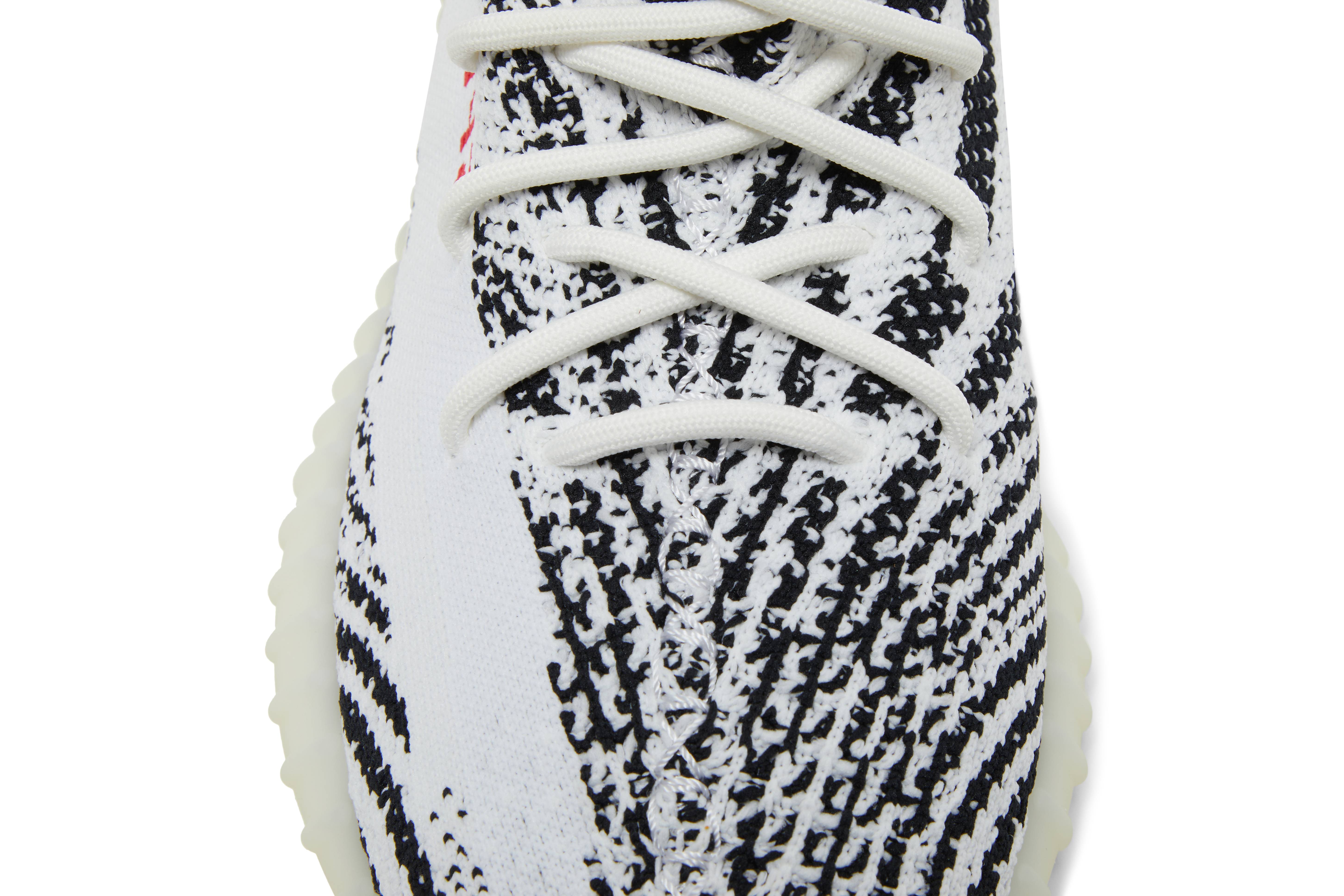 adidas Yeezy Boost 350 V2 ‚Zebra‘ [also worn by Justin Bieber] CP9654