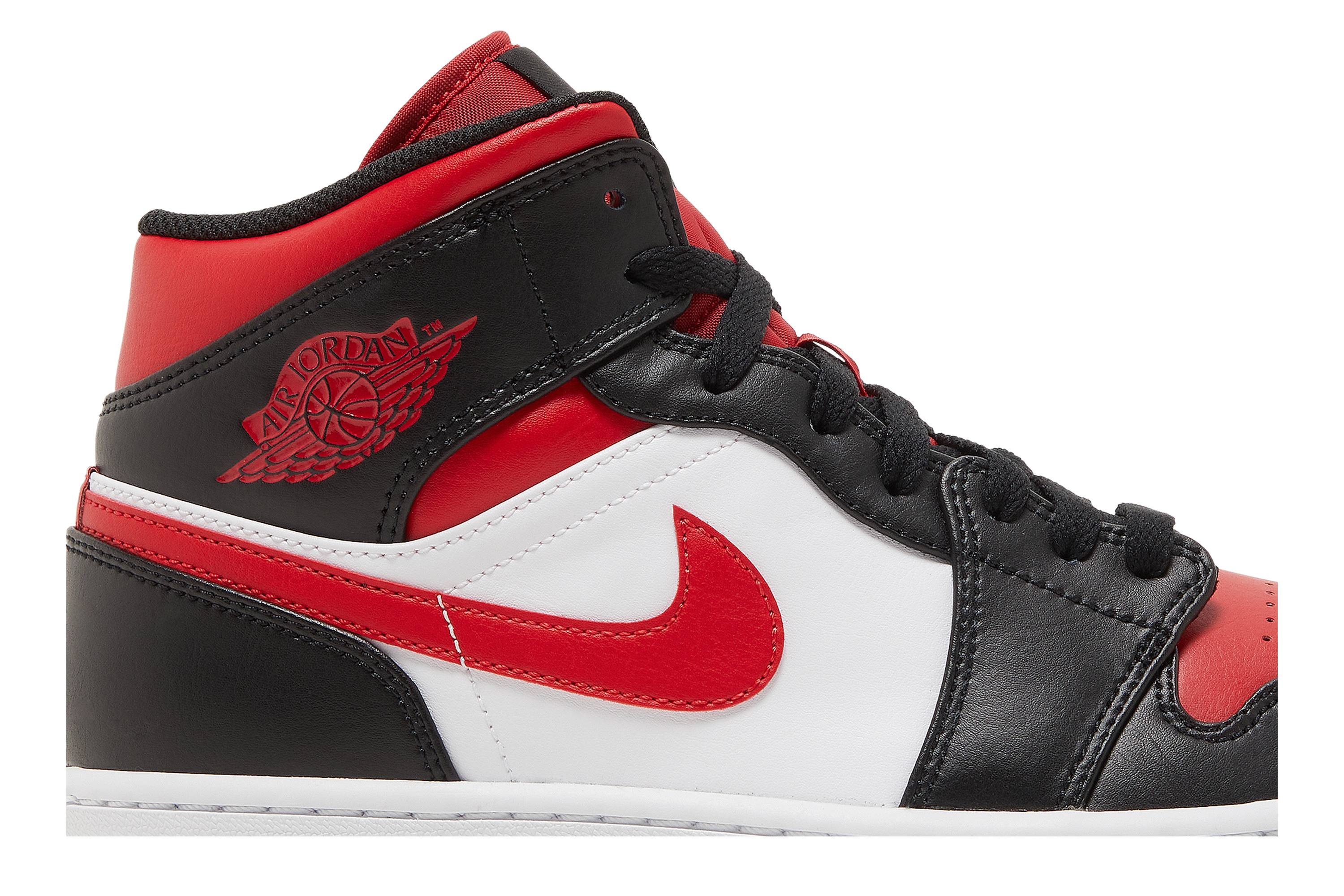 Air Jordan 1 Mid ‚Bred Toe‘ (2022) 554724-079