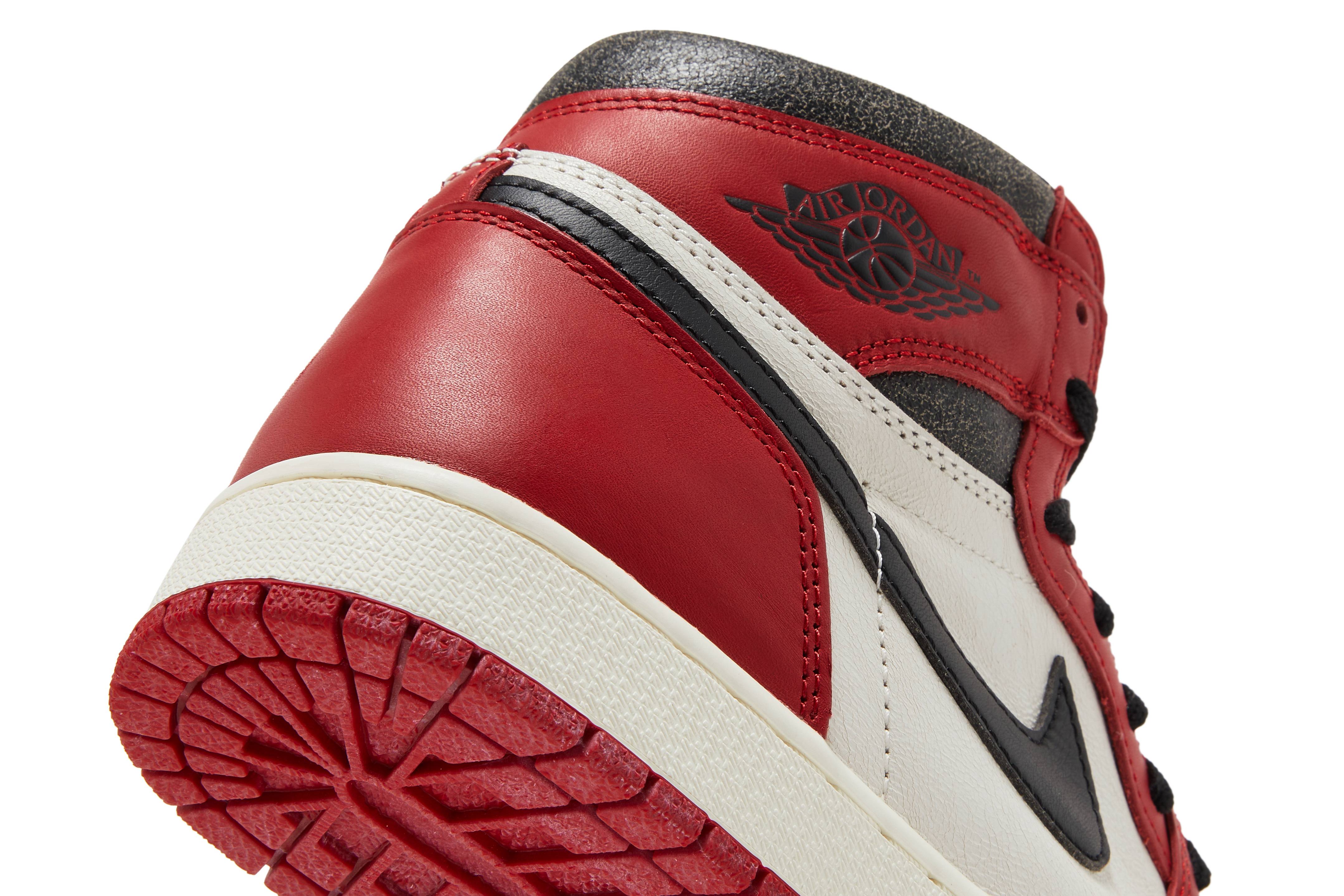 Air Jordan 1 Retro High OG ‚Chicago Lost & Found‘ DZ5485-612