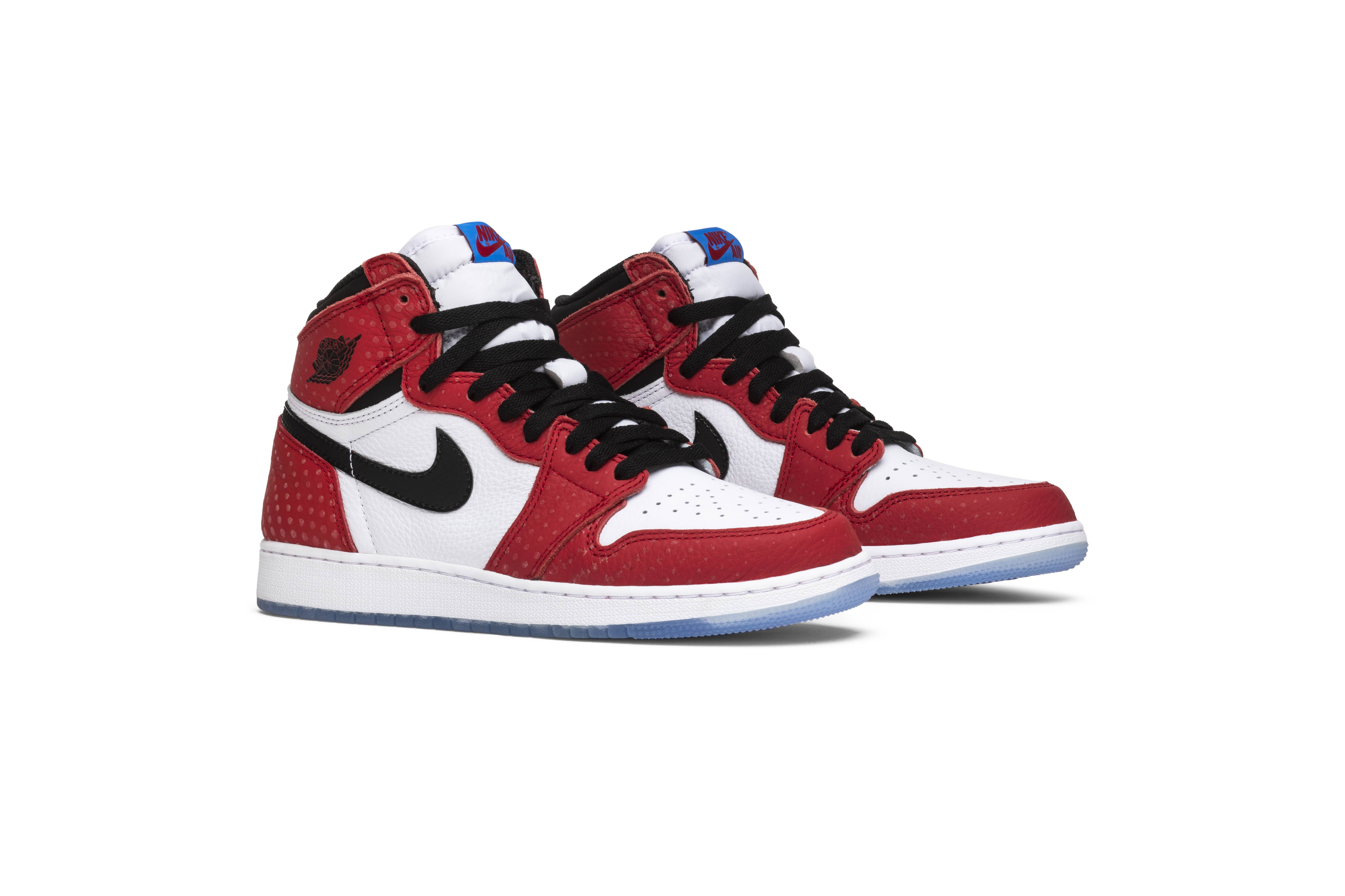 (Grade School) Air Jordan 1 Retro High ‚Spider-Man Origin Story‘ 575441-602