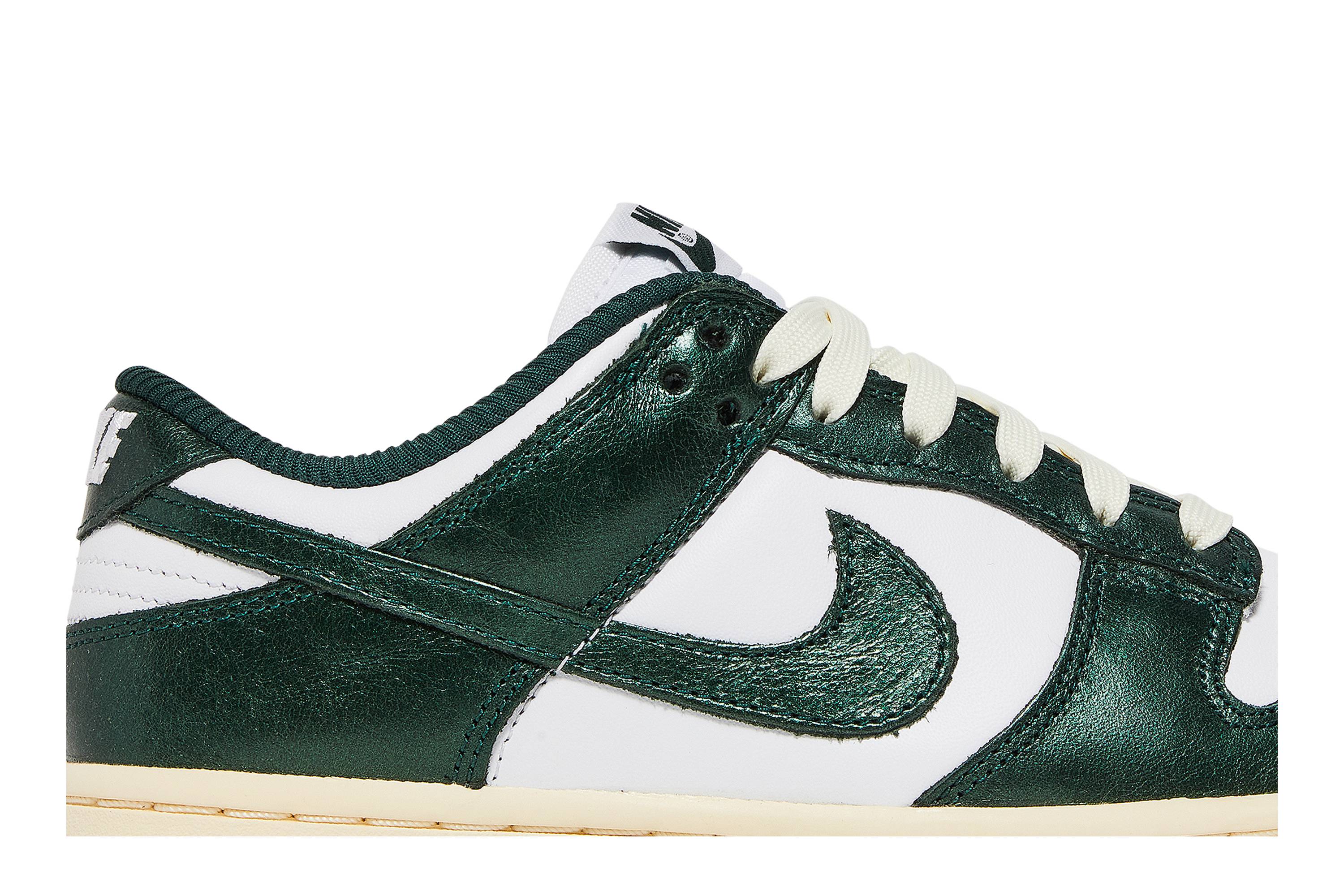 Nike Dunk Low ‚Vintage Green‘ DQ8580-100