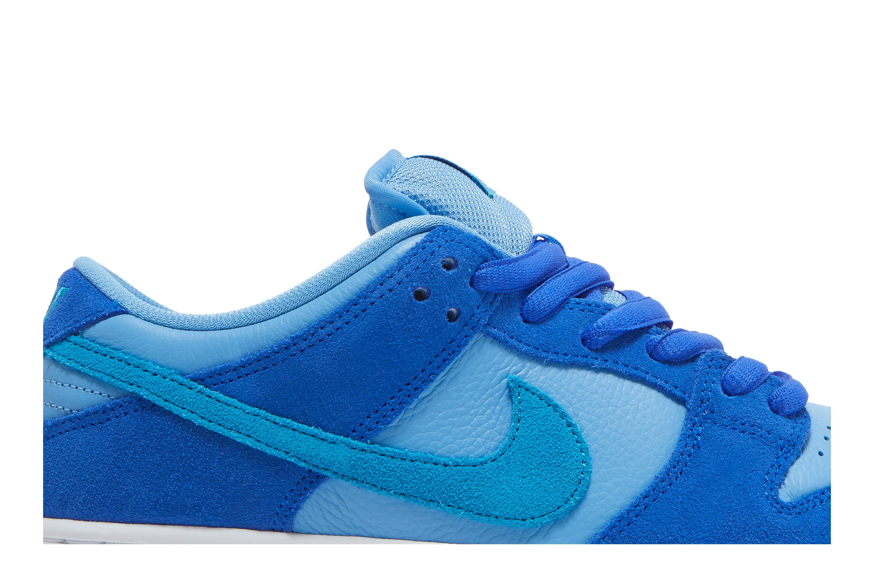 Nike SB Dunk Low ‚Blue Raspberry‘ DM0807-400