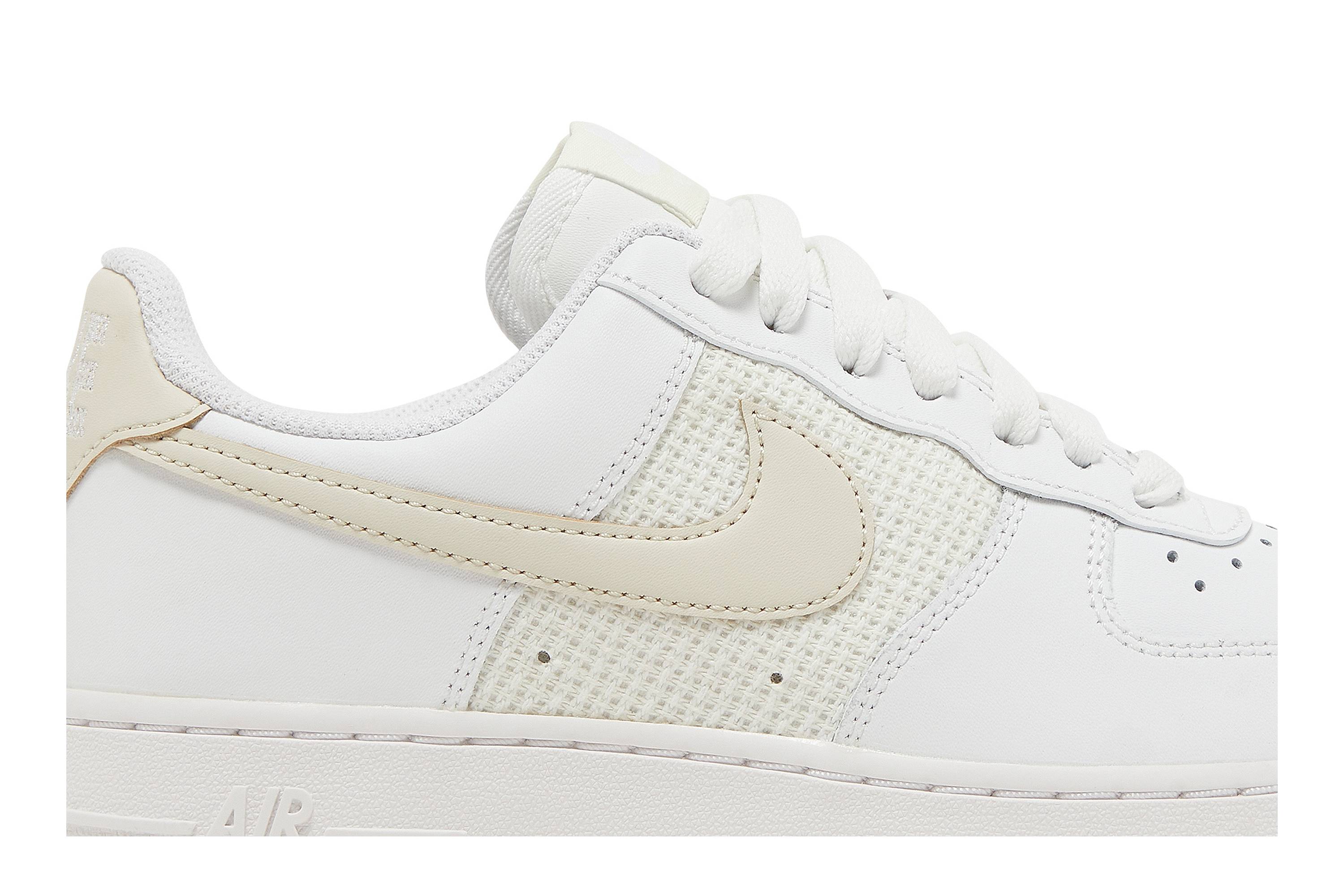 (Women) Nike Air Force 1 ’07 ESS ‚Cross Stitch – White Fossil‘ DJ9945-100