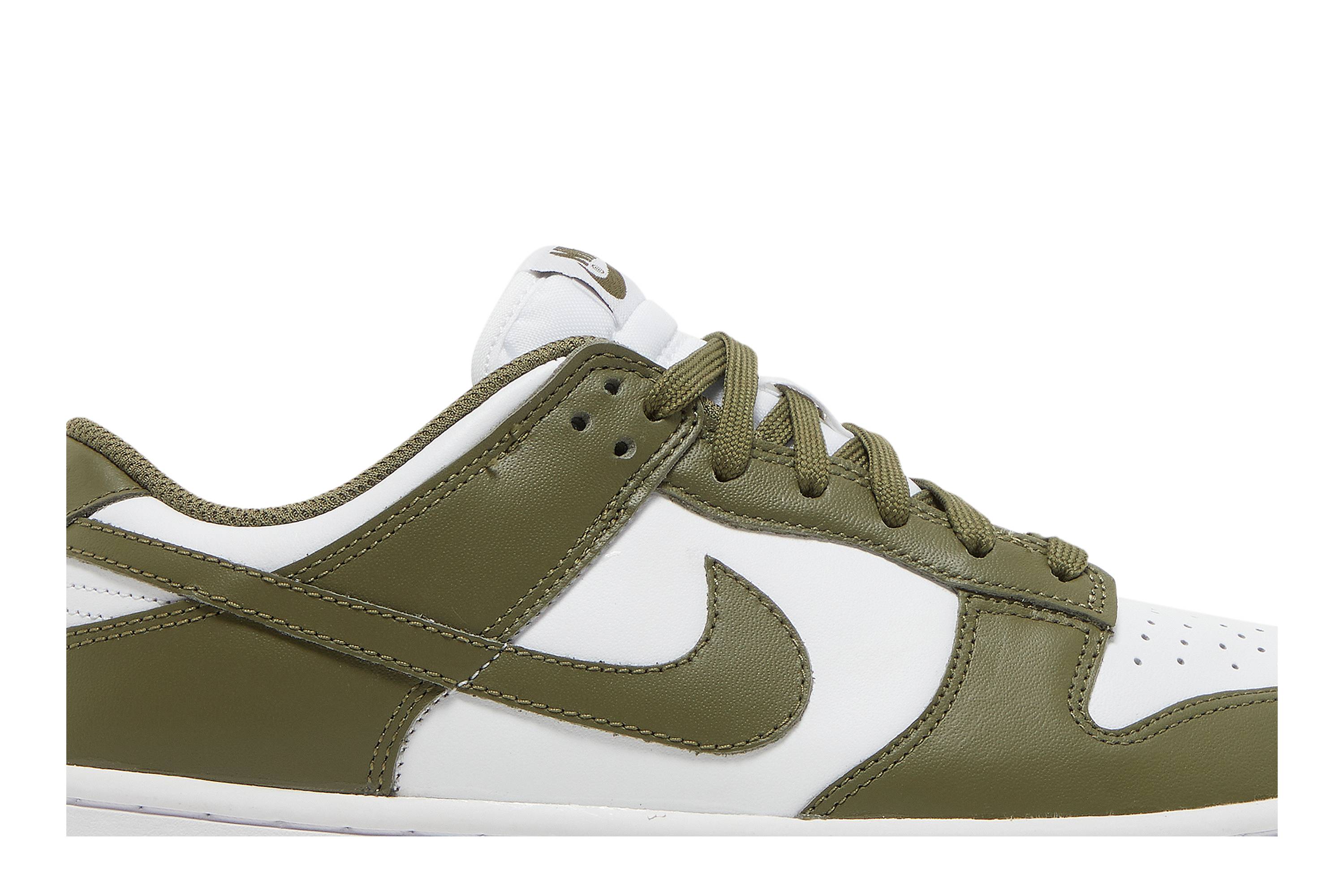 (Women) Nike Dunk Low ‚Medium Olive‘ DD1503-120